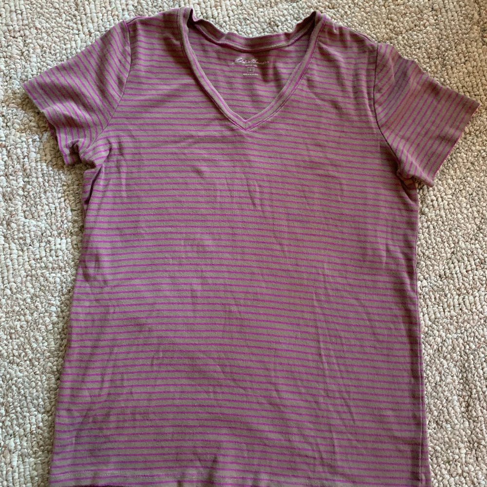 Eddie Bauer Grey and Purple Striped V-Neck Short Sleeve Tee, L